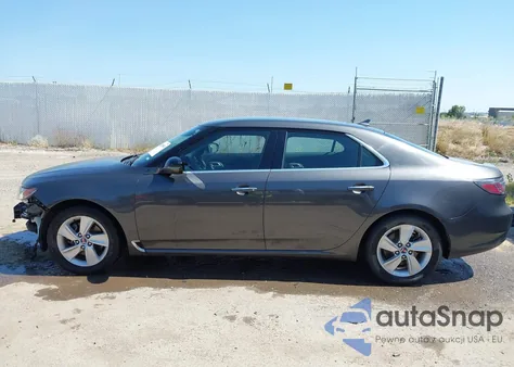 2011 Saab 9-5 Turbo4/Turbo4 Premium z USA, uszkodzony, nr VIN YS3GN4AR1B4003658